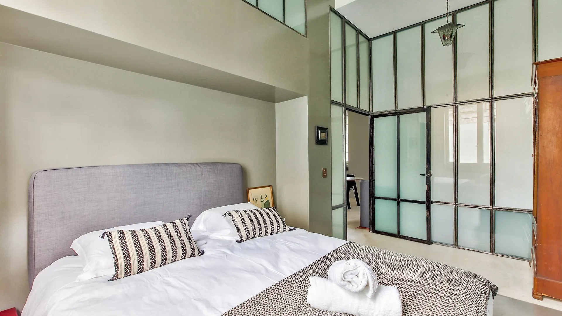 Apartment 45-atelier Buttes Chaumont
